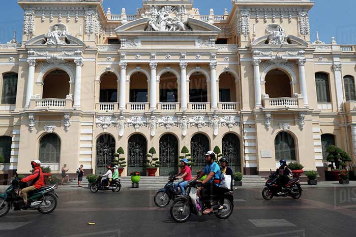 ho chi minh city in 1, 2 or 3 days guide city hall